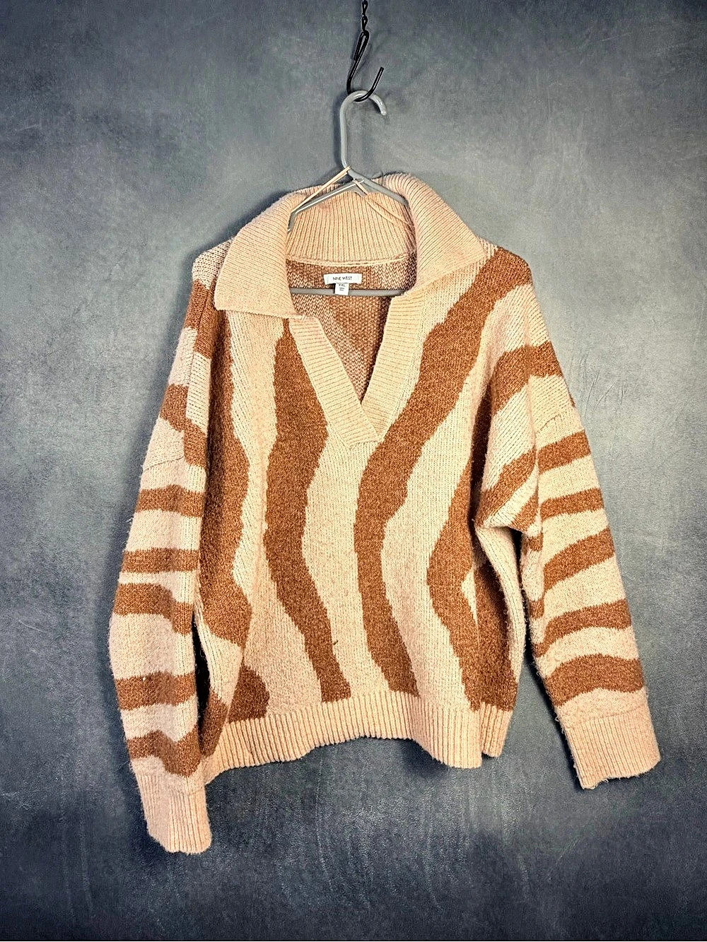 Nine West Brown & Cream V-Neck Sweater Size XXL Like New